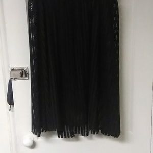 Long black skirt Torrid